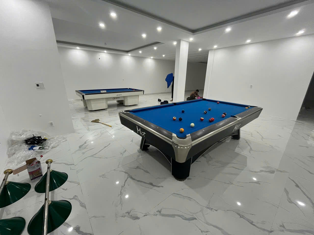 Bàn bida lỗ (pool) Mít